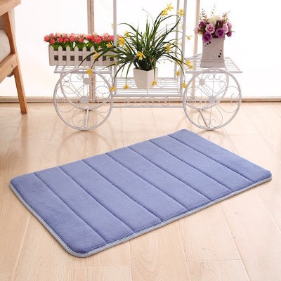 RenFan memory cotton bathroom carpet with non-slip backing, soft and absorbent for comfortable bathroom flooring.