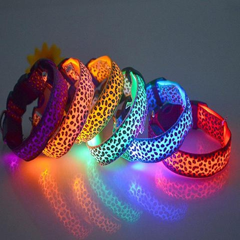 LED dog collar with adjustable nylon leopard print design, safety features, from RenFan pet用品.