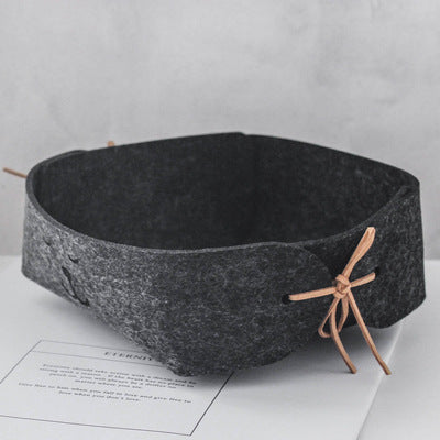 Small RenFan storage basket for desktop jewelry and sundries, compact houseware for organizing small items.