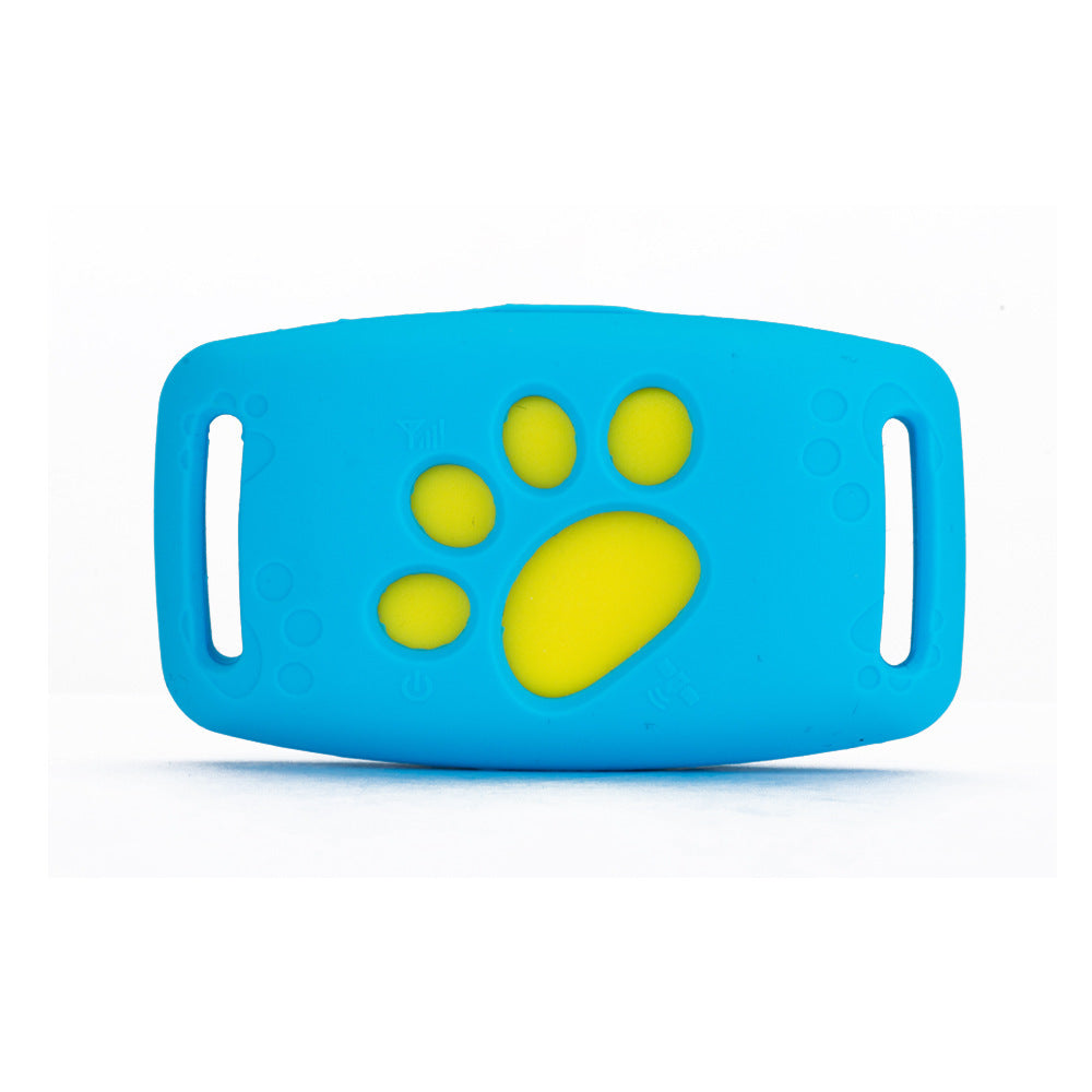 RenFan GPS pet tracker attached to a small dog's collar, showing the device used for pet location tracking in pet supplies.