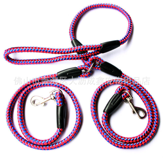Jingqian double-ended dog traction leash with two collars, ideal for walking and controlling pets comfortably.