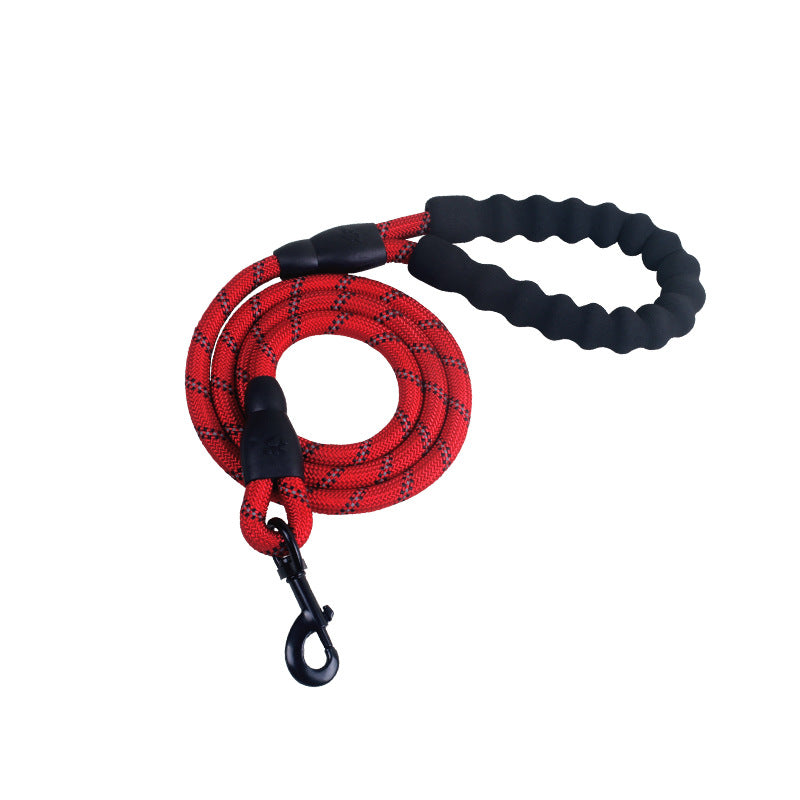 Reflective nylon dog leash by Aiqi with a sturdy rope design for walking and training small to large dogs.