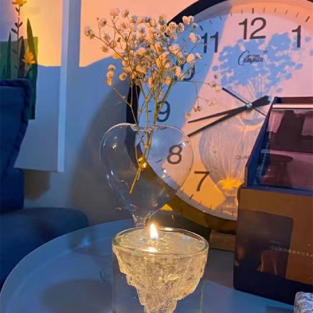 RenFan home aromatherapy candle ornament with elegant design, perfect for creating a calming ambiance and aromatic atmosphere.