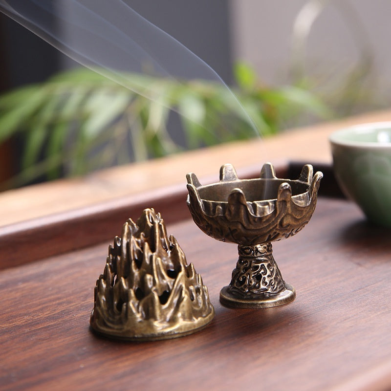 RenFan alloy aromatherapy stove for tea ceremony, antique-style incense burner ornament with intricate detailing.