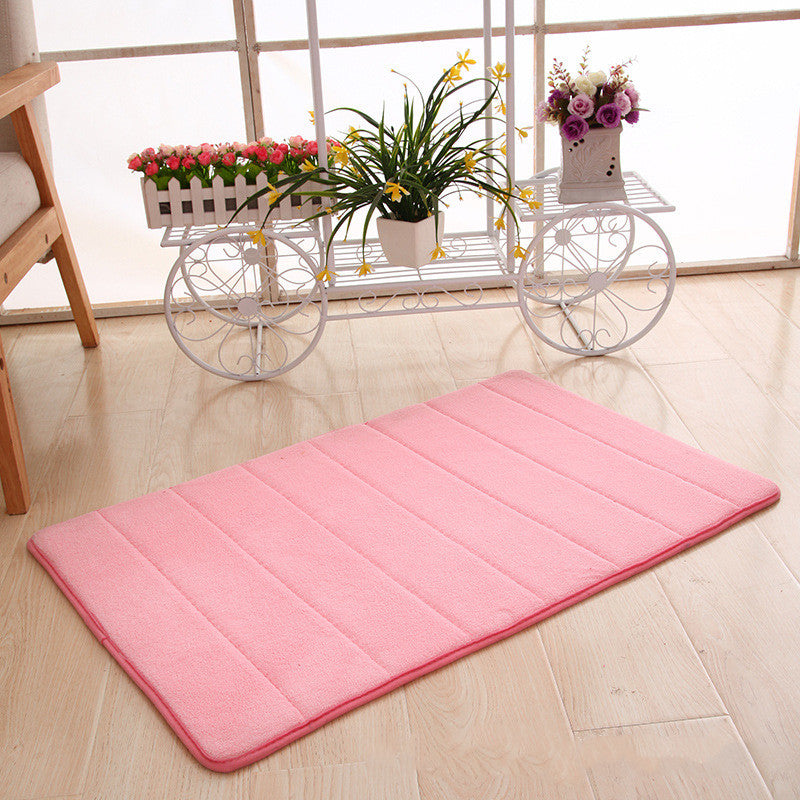 RenFan Memory Cotton Bathroom Carpet showing plush, absorbent surface and textured memory foam design for bathroom comfort and safety.