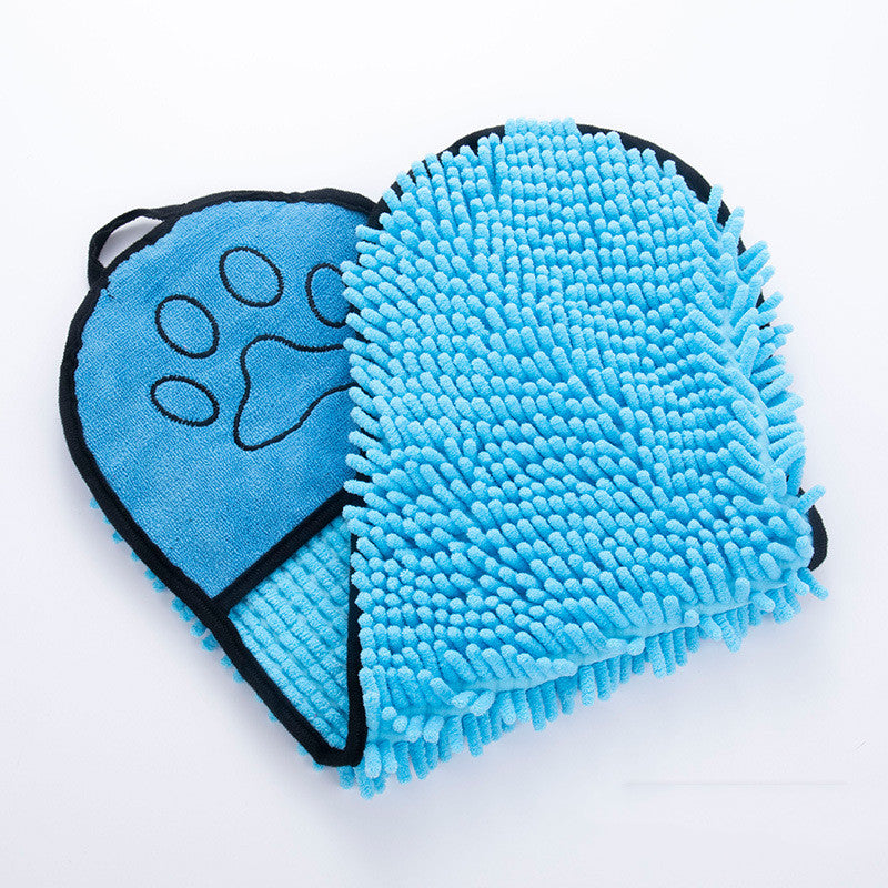 Super absorbent microfiber dog and cat towels for quick-drying pet baths, featuring Jingqian pet towel design and soft fabric.